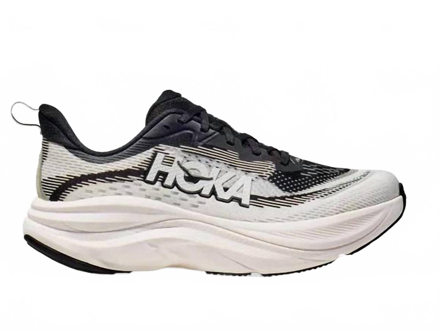 New Hoka Women's Skyflow Sneaker In Black/White